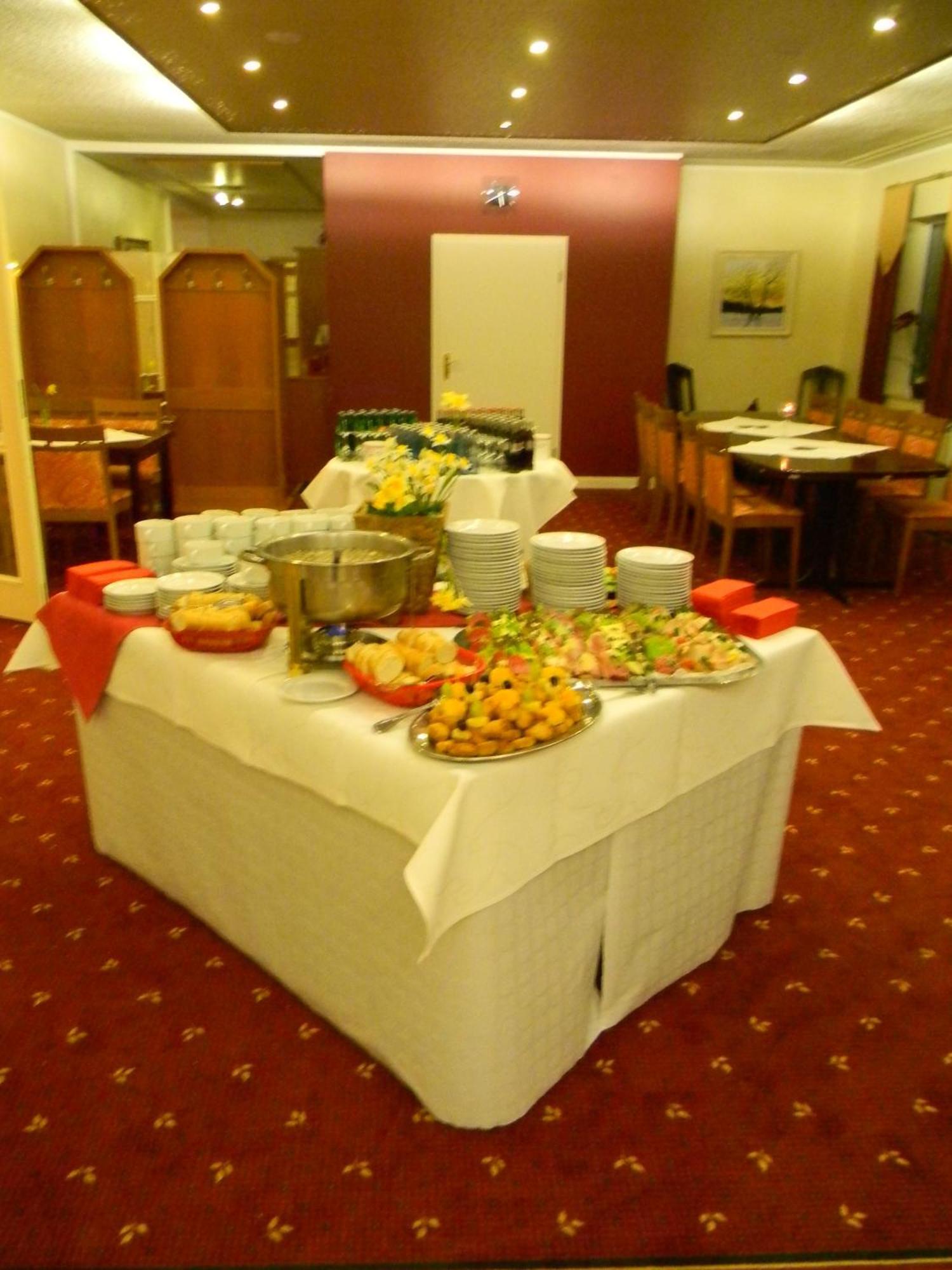 Kraeuterhotel & Restaurant Heidejaeger Hotel 3*